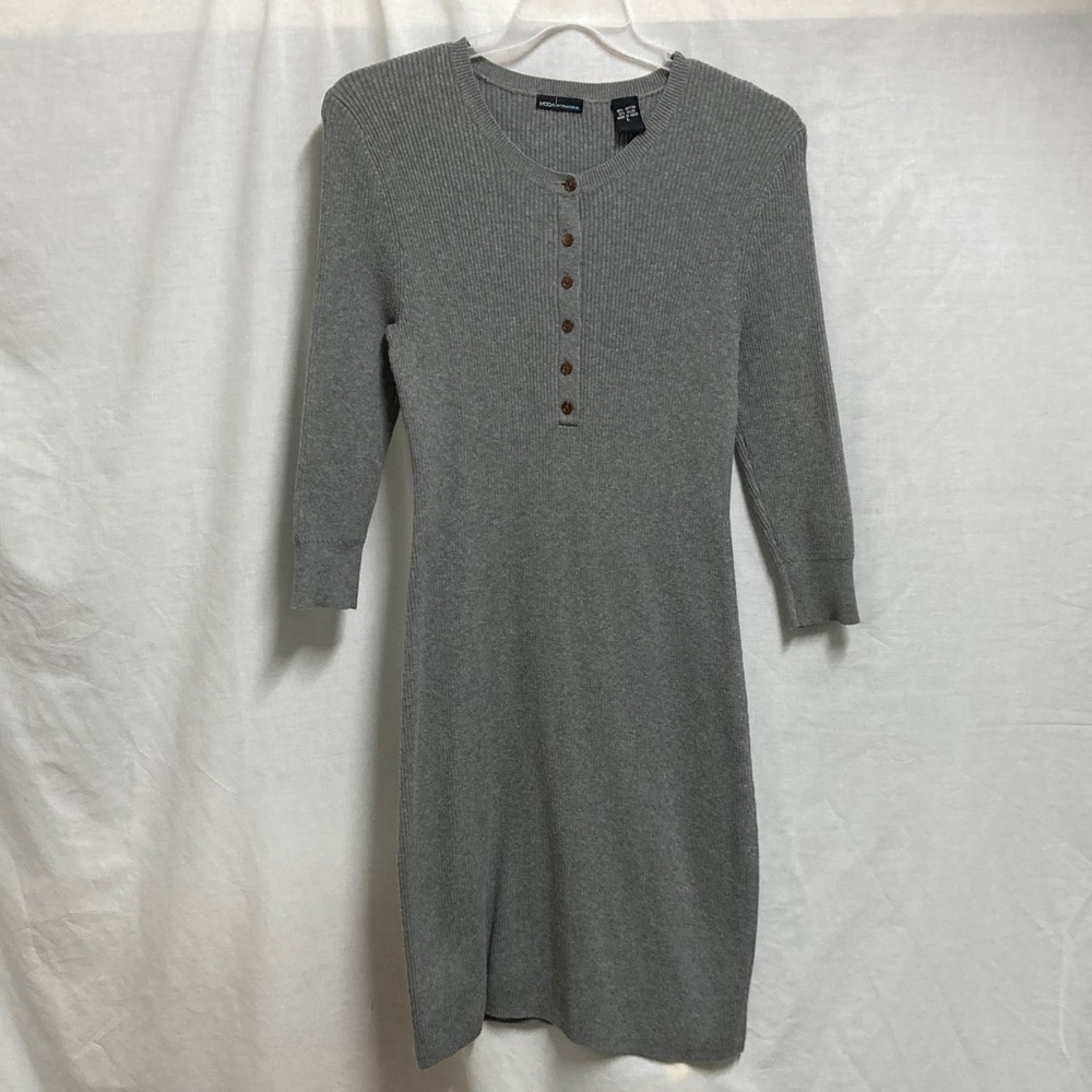 Moda International Gray Long Sleeve Sweater Dress